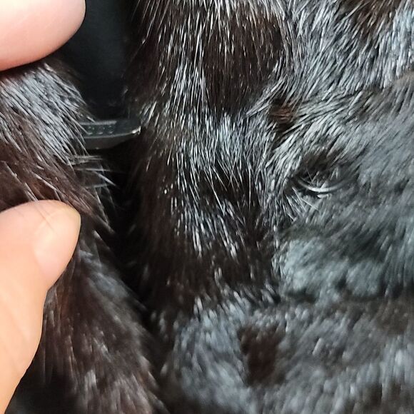 Beautiful Vintage Woman's Mink Waist Length Jacket - Picture 4 of 13